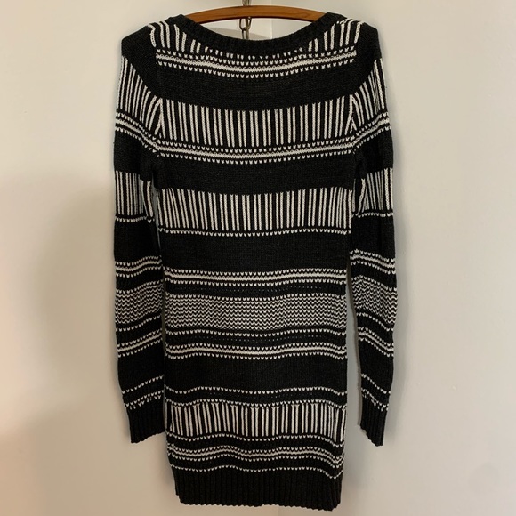 👗👗SALE👗👗 Roxy Fitted Knit Sweater Dress - Picture 2 of 9